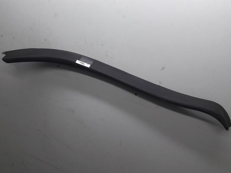 молдинг двери задней правой Volkswagen Jetta 2005, 2.5 л., бензин, АКПП, синий, седан, 1K5839374