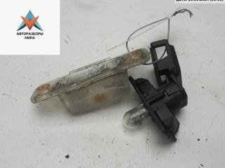 подсветка номера Volkswagen Golf 3 поколение 1994, 1.6 л., бензин, МКПП, синий, хетчбэк 5 дв., 1H6943167B