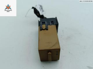 Реле стеклоочистителя (дворников) BMW 5 серия E39 1999, 2.5 л., бензин, АКПП, серый, универсал, 8384505