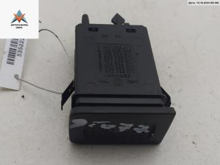 кнопка обогрева заднего стекла Volkswagen Golf 4 поколение 1998, 1.4 л., бензин, МКПП, синий, хетчбэк 3 дв.