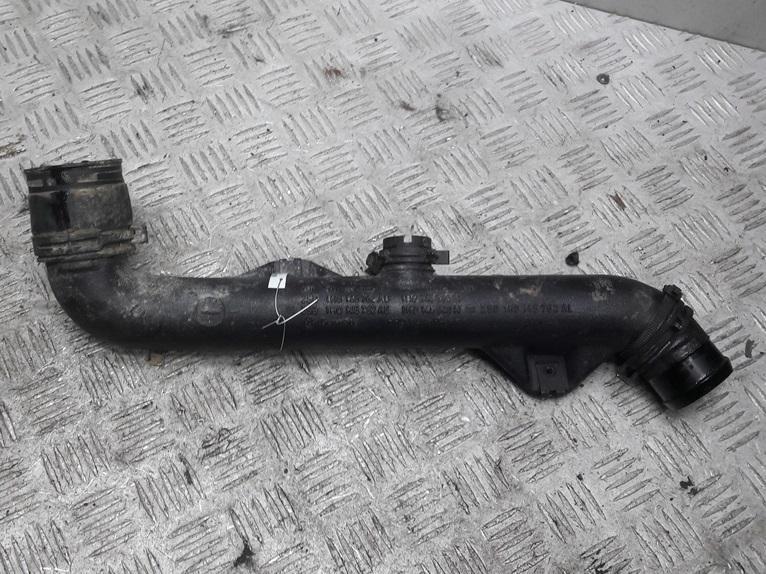 патрубок интеркулера Volkswagen Vento 1997, 1.9 л., дизель, МКПП, синий, седан, 1H0145762AE