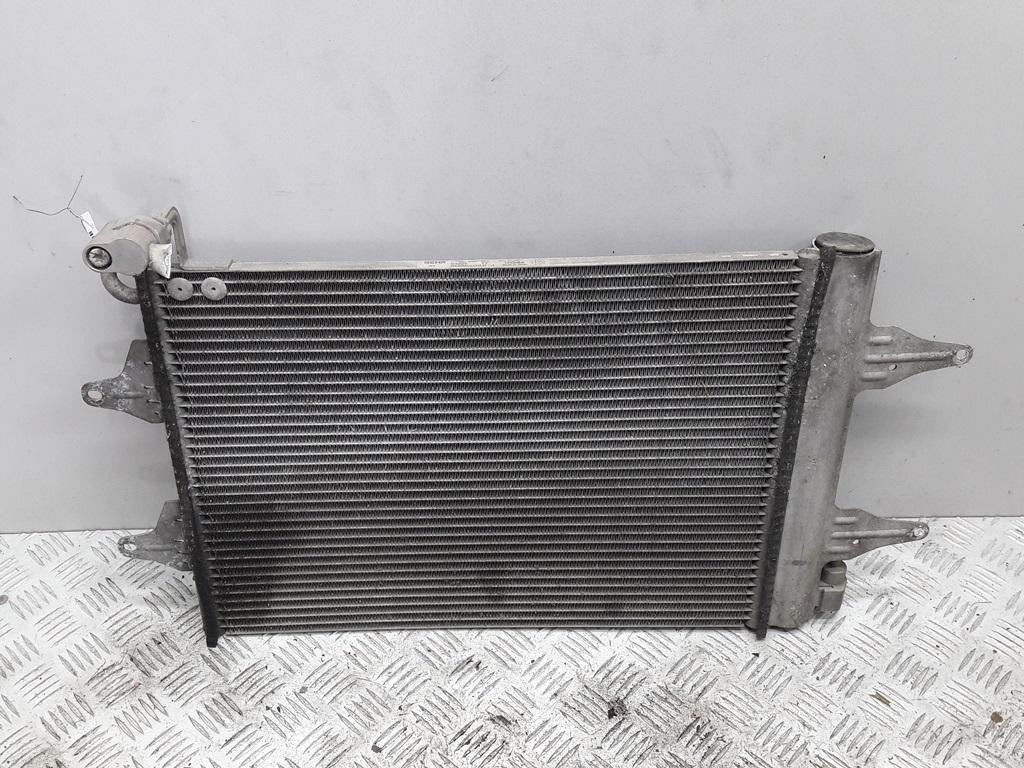 радиатор кондиционера Volkswagen Polo 2004, 1.4 л., дизель, МКПП, синий, хетчбэк 5 дв., 6Q0820411K