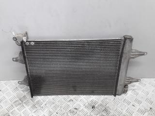 радиатор кондиционера Volkswagen Polo 4 поколение 2004, 1.4 л., дизель, МКПП, синий, хетчбэк 5 дв., 6Q0820411K