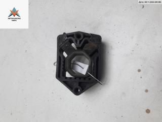 кронштейн радиатора Skoda Octavia mk2 (A5 1Z) 2007, 1.6 л., бензин, МКПП, красный, универсал, 1Z0121367A