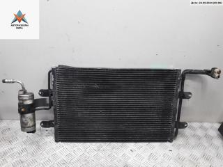 радиатор кондиционера Volkswagen Golf 4 поколение 2003, 1.9 л., дизель, МКПП, серый, универсал, 1J0820411L