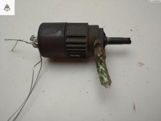 насос (моторчик) омывателя стекла Mercedes-Benz Vito-1 W638 1998, жёлтый, микроавтобус