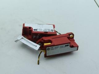 датчик AirBag Volkswagen Golf 4 поколение 1999, 1.6 л., бензин, МКПП, синий, хетчбэк 5 дв.