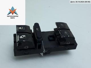 блок управления стеклоподъемниками Volkswagen Golf 5 поколение 2004, 1.4 л., бензин, МКПП, чёрный, хетчбэк 5 дв., 1K4959857