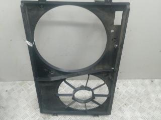 диффузор вентилятора Volkswagen Golf 4 поколение 2000, 1.4 л., бензин, МКПП, чёрный, хетчбэк 5 дв., 1J0121207T