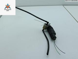 насос (моторчик) омывателя стекла Audi A6 4B/C5 [рестайлинг] 2002, чёрный, универсал, 1J0973722