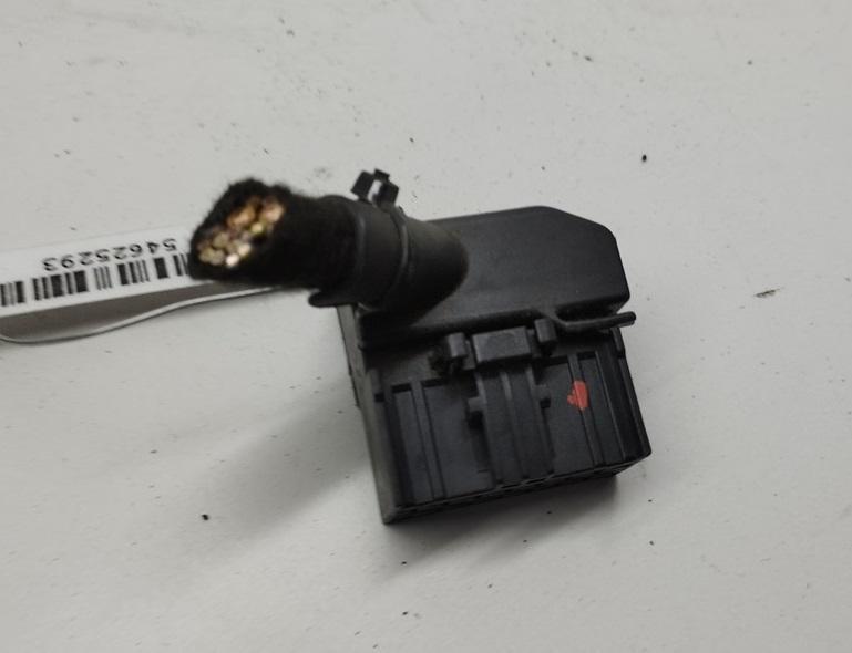 разъем (фишка) проводки Audi A6 C5 2002, 2.4 л., бензин, АКПП, чёрный, универсал, 443972807