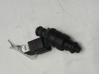 форсунка Volkswagen Bora 1998, 1.6 л., бензин, МКПП, зелёный, седан, 037906031AA