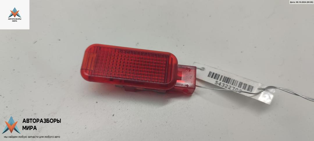 фонарь салона (плафон) Audi A6 4B/C5 1998, 2.5 л., дизель, АКПП, серый, седан, 4B0947411 - фото №1