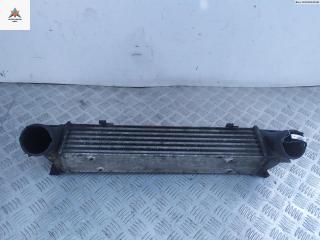 радиатор интеркулера BMW 1 серия E81/E82/E87/E88 2005, 2.0 л., дизель, МКПП, серый, хетчбэк 5 дв., 7524916