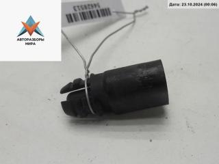 датчик температуры Volkswagen Golf 5 поколение 2005, 1.4 л., бензин, МКПП, синий, хетчбэк 3 дв., 8Z0820333