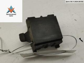 кронштейн радиатора Audi A4 B5 1996, 1.8 л., бензин, АКПП, серый, седан
