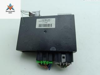 блок комфорта Volkswagen Bora 1 поколение 1998, 1.6 л., бензин, МКПП, синий, седан, 1C0962258J