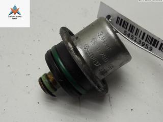 регулятор давления топлива Volkswagen Golf 4 поколение 1999, 2.0 л., бензин, МКПП, синий, универсал, 037133035C