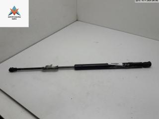 амортизатор крышки багажника (3-5 двери) Volkswagen Passat B5 1997, 1.6 л., бензин, МКПП, синий, универсал, 1J6827550