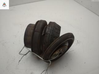 Опора амортизатора переднего (верхняя) Mercedes-Benz Vito-1 W638 2001, 2.2 л., дизель, МКПП, зелёный, микроавтобус, 6383230420