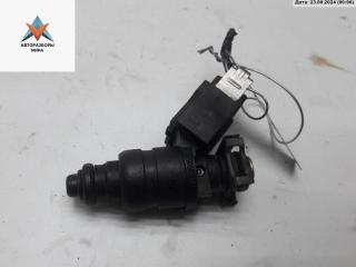 форсунка Volkswagen Golf 4 поколение 1998, 1.6 л., бензин, МКПП, серый, хетчбэк 5 дв., 037906031AA