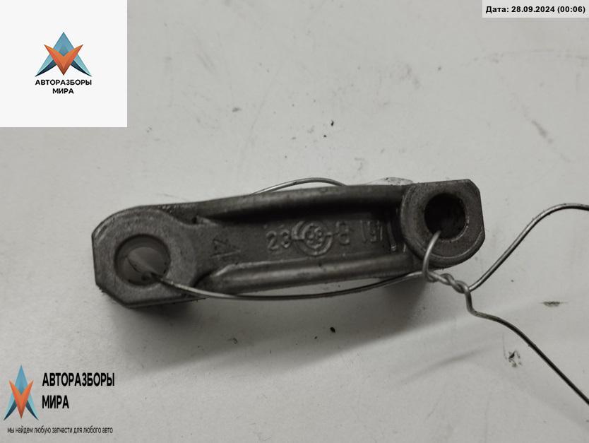 постель распредвала (бугель) Audi A6 4B/C5 1999, 2.5 л., дизель, МКПП, синий, универсал, 451B - фото №1