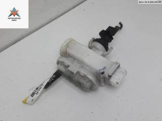 активатор (привод) замка двери Volkswagen Passat B3 1989, 1.8 л., бензин, МКПП, синий, универсал, 357862153