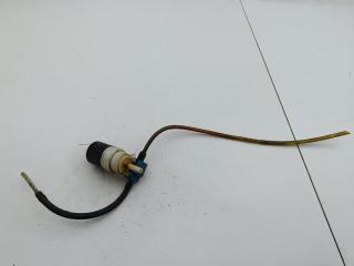 насос (моторчик) омывателя стекла Volkswagen Passat B4 1994, красный, универсал, 1H6955651