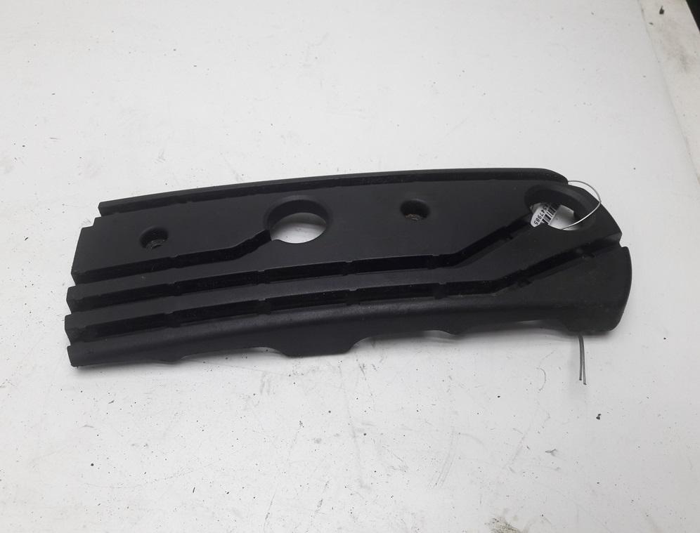 декоративная крышка двигателя Volkswagen Passat B5 1998, 2.3 л., бензин, МКПП, чёрный, универсал, 071905487C