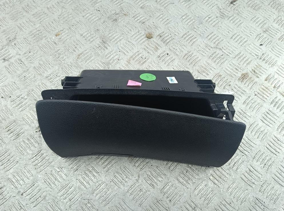 бардачок Skoda Roomster 2007, 1.4 л., бензин, МКПП, синий, универсал