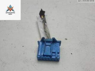 разъем (фишка) проводки Skoda Octavia mk2 (A5 1Z) 2010, 1.2 л., бензин, МКПП, серый, универсал, 6Q0972706