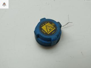 пробка расширительного бачка Fiat Stilo 1 поколение 2002, 1.6 л., бензин, МКПП, красный, хетчбэк 3 дв.