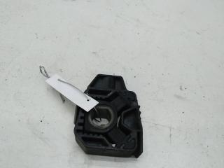 кронштейн радиатора Volkswagen Golf 4 поколение 2000, 1.4 л., бензин, МКПП, синий, универсал, 1J0806155E