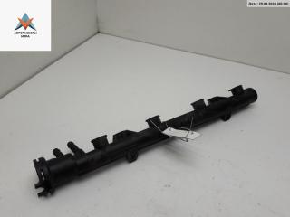 топливная рампа Volkswagen Golf 3 поколение 1996, 1.4 л., бензин, МКПП, синий, хетчбэк 3 дв., 03013339G