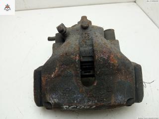 суппорт передний правый Saab 9-5 1 поколение 1997, 2.3 л., бензин, АКПП, чёрный, седан