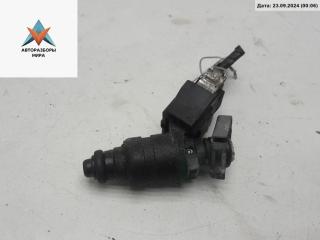 форсунка Volkswagen Golf 4 поколение 1999, 1.6 л., бензин, МКПП, синий, хетчбэк 5 дв., 037906031AA