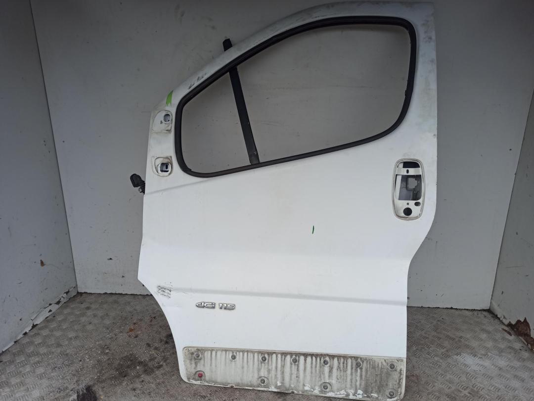 дверь сдвижная Renault Trafic 2007, белый, микроавтобус