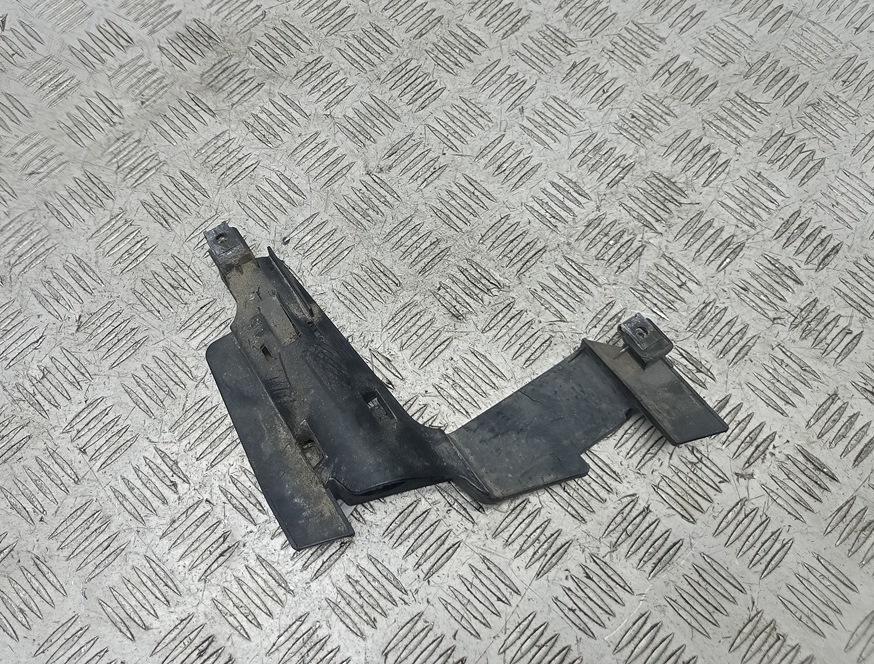 крепление фары правой BMW 3 E46 2001, 2.2 л., бензин, МКПП, синий, универсал, 8380188