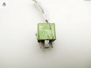 реле (прочие) BMW 5 серия E39 [рестайлинг] 2001, 2.5 л., бензин, МКПП, красный, универсал, 8373700