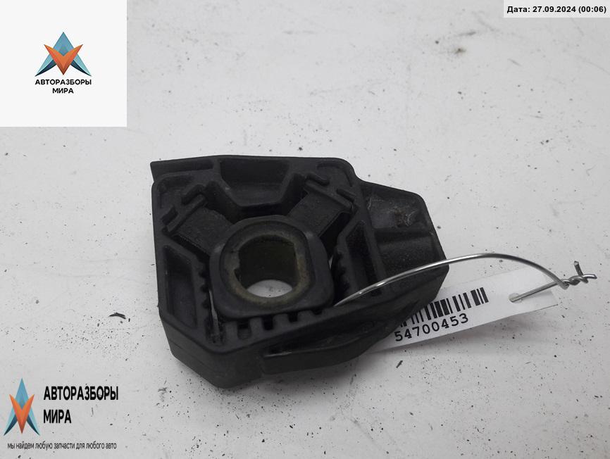 кронштейн радиатора Volkswagen Golf 4 поколение 2005, 1.6 л., бензин, МКПП, серый, универсал, 1J0806155 - фото №1