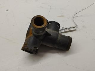 фланец (тройник) системы охлаждения Audi 80 B3 1990, 1.8 л., бензин, МКПП, красный, седан, 357121140