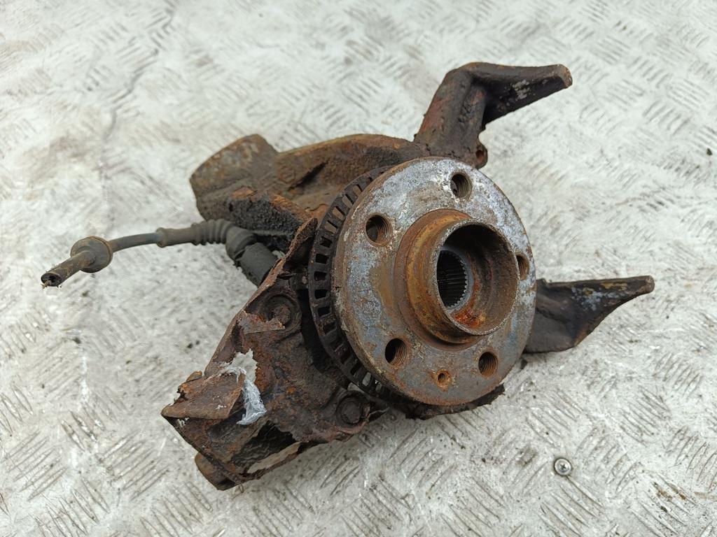 ступица передняя правая Volkswagen Bora 1 поколение 2001, 2.0 л., бензин, МКПП, серый, универсал, 1J0407613G, 1J0407256AJ, KULAK - фото №1