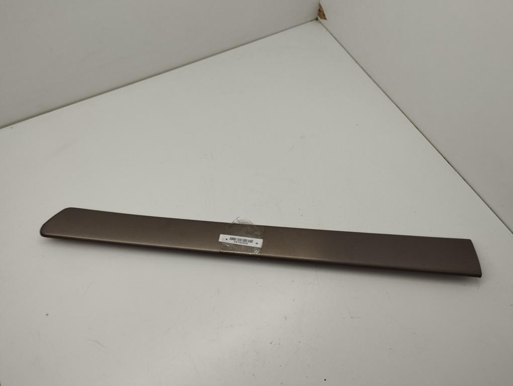 накладка декоративная Audi A6 4B/C5 2000, 2.5 л., дизель, АКПП, чёрный, универсал, 4B0867420 - фото №1
