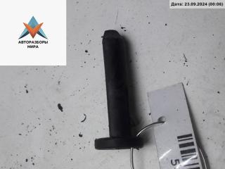 кронштейн радиатора Volkswagen Passat B5 [рестайлинг] 2001, 2.5 л., дизель, АКПП, чёрный, универсал, 8D0260900