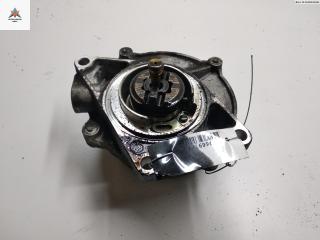 насос вакуумный Audi A4 B6 2002, 2.5 л., дизель, АКПП, серый, универсал, 057145100C