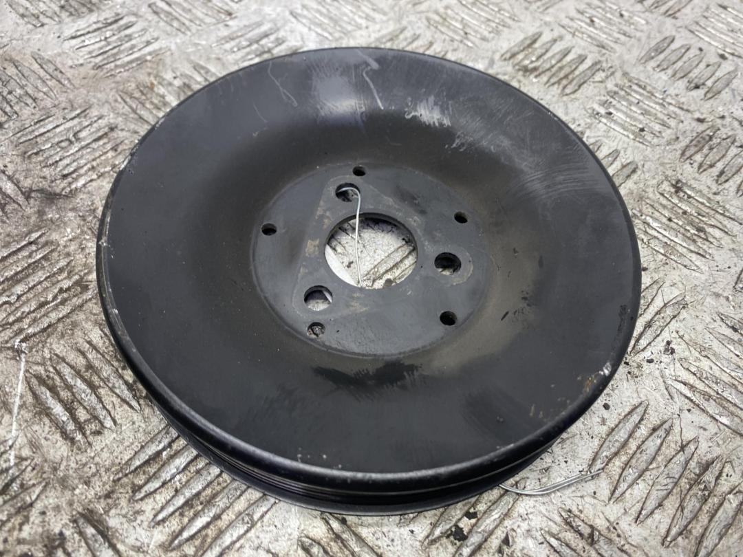 шкив насоса гидроусилителя Audi 80 B4 1993, 2.6 л., бензин, МКПП, зелёный, универсал, 078145255B