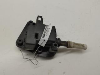 активатор замка багажника Audi A6 C5 2003, 2.5 л., дизель, АКПП, серый, универсал, 8E9827833
