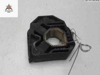 кронштейн радиатора Volkswagen Golf 5 поколение 2004, 1.4 л., бензин, МКПП, серый, хетчбэк 5 дв., 1K0121667C