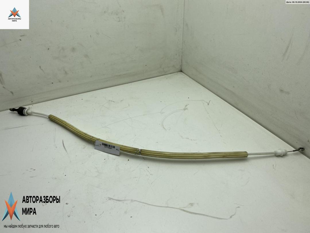 трос двери Audi A4 B5 1997, 1.6 л., бензин, МКПП, серый, универсал - фото №1