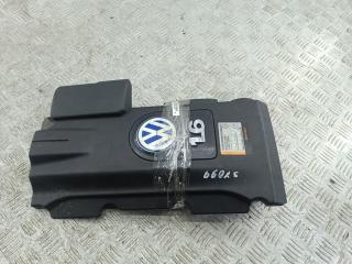 декоративная крышка двигателя Volkswagen Passat B5+ (GP) 2001, 1.6 л., бензин, МКПП, красный, универсал